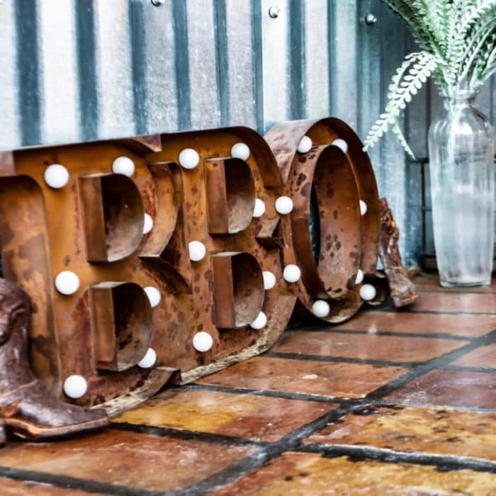 Jj4-b5sUTICsHnuRbm1V7A